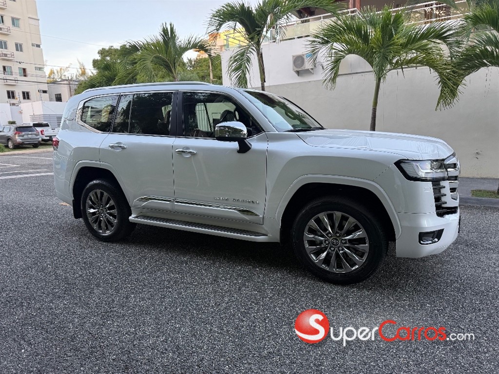 2026 Toyota Land Cruiser 70 ANIVERSARIO — foto 4 / 11
