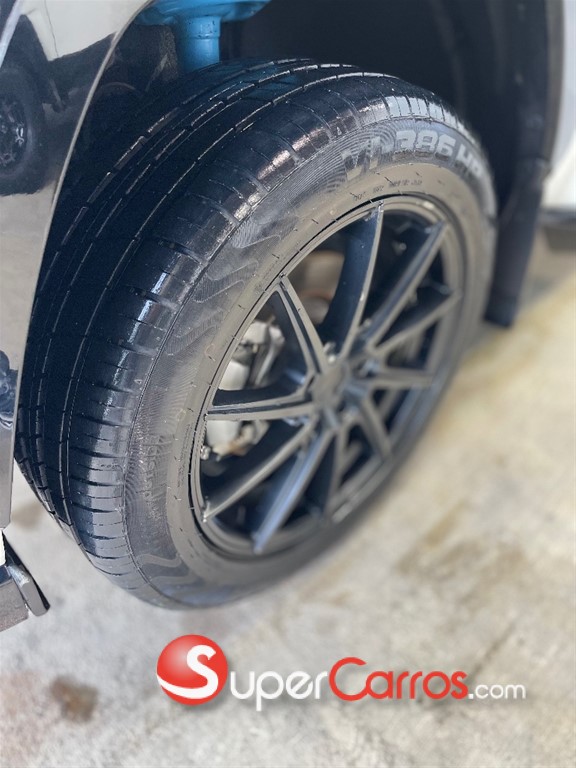 2021 Toyota RAV4 XSE Hybrid — foto 11 / 12