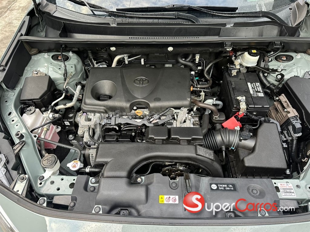 2020 Toyota RAV4 XLE — foto 7 / 8