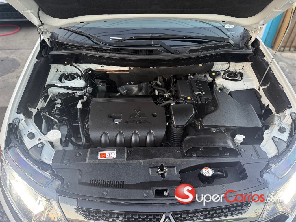 2020 Mitsubishi Motors Outlander Limited — foto 12 / 12