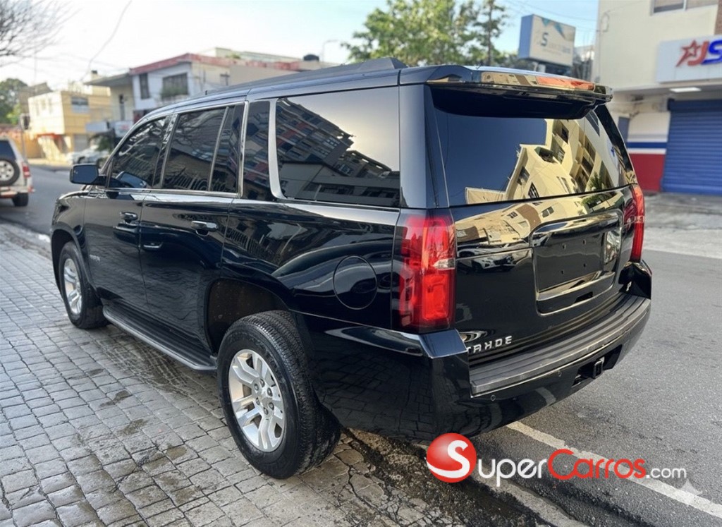 2018 Chevrolet Tahoe — foto 2 / 11