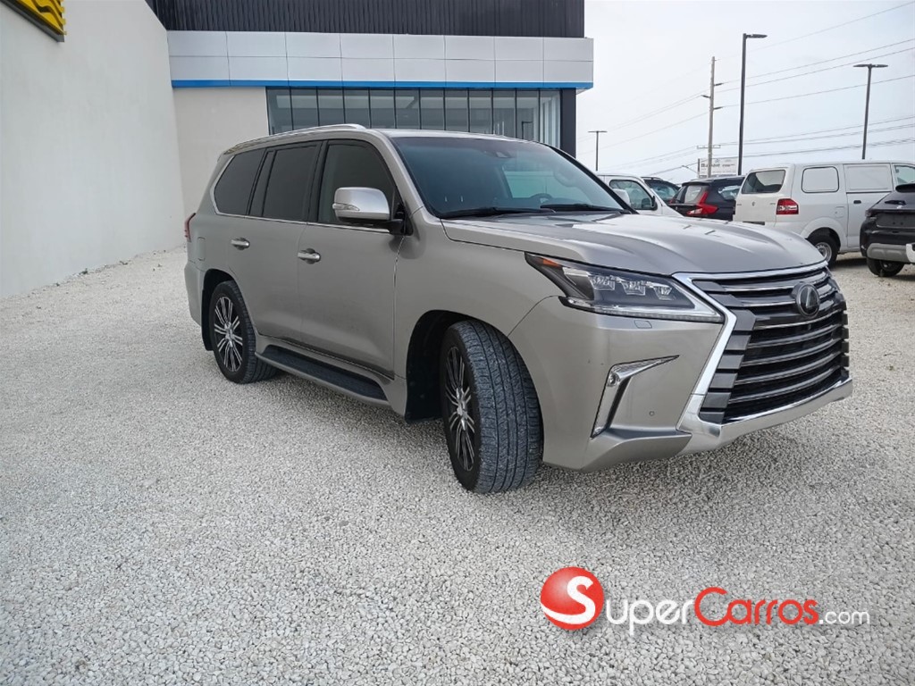 2019 Lexus LX 570 — foto 7 / 12