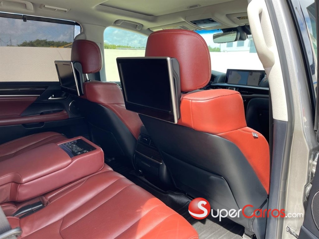 2019 Lexus LX 570 — foto 8 / 12