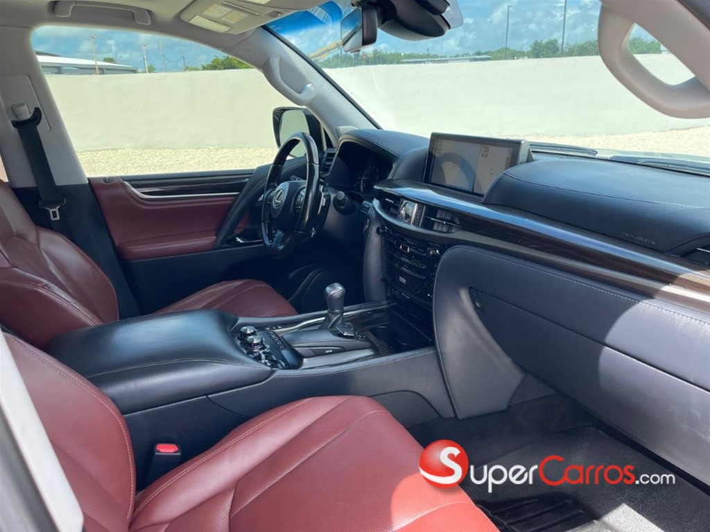 2019 Lexus LX 570 — foto 9 / 12