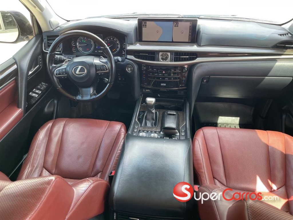 2019 Lexus LX 570 — foto 10 / 12