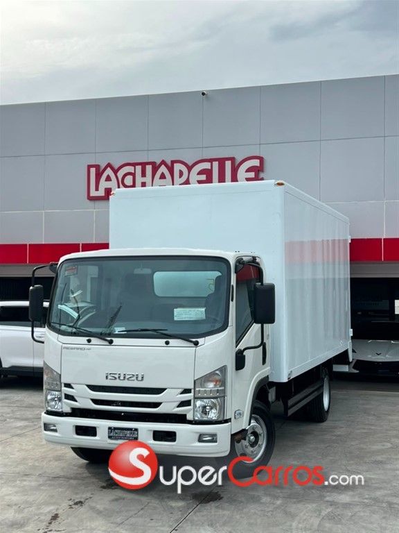 2027 Isuzu Camion Furgon — foto 3 / 12