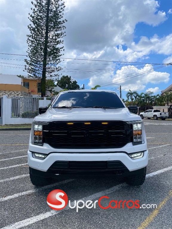 2021 Ford F 150 XLT — foto 2 / 10