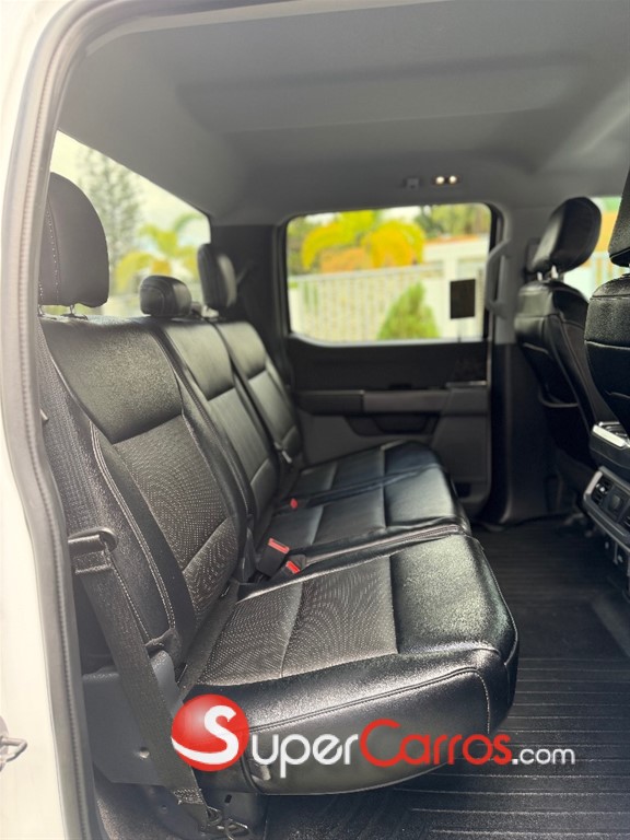 2021 Ford F 150 XLT — foto 9 / 10