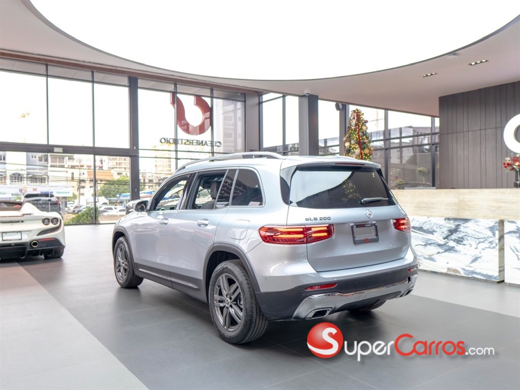 2026 Mercedes-Benz Clase GLB 200 Progressive — foto 2 / 11