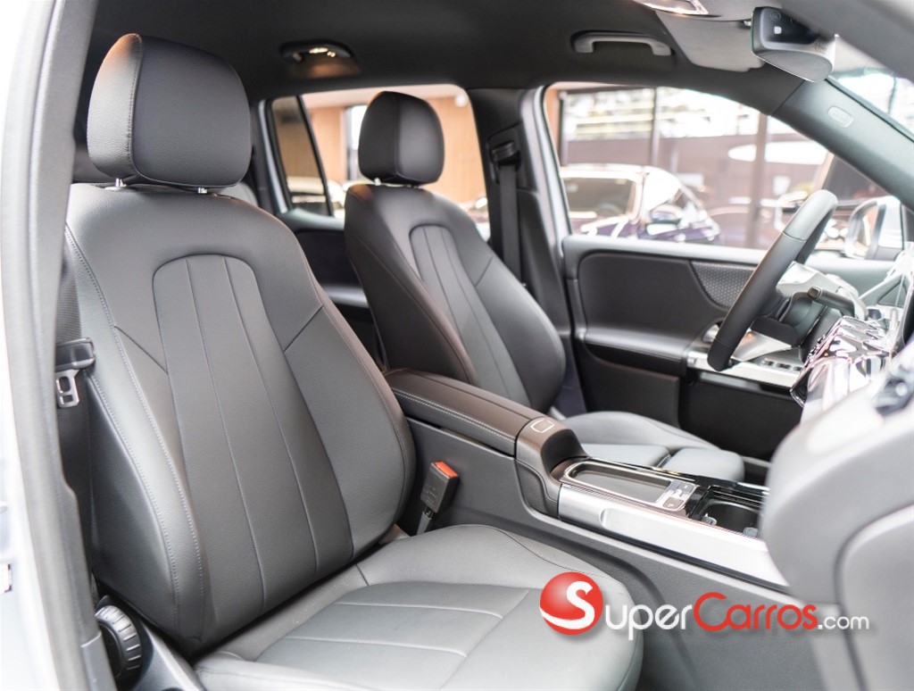 2026 Mercedes-Benz Clase GLB 200 Progressive — foto 9 / 11