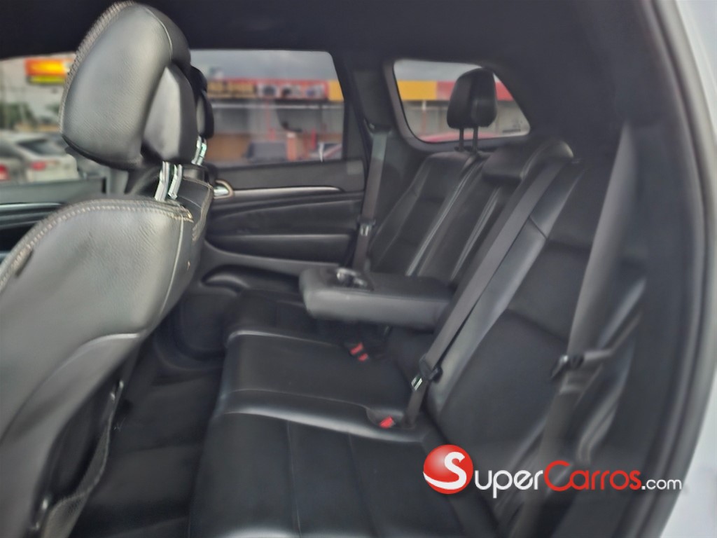 2014 Jeep Grand Cherokee Laredo — foto 7 / 12