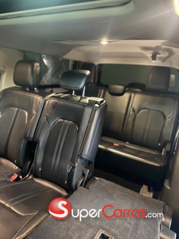 2019 Ford Expedition Platinum Max — foto 7 / 12
