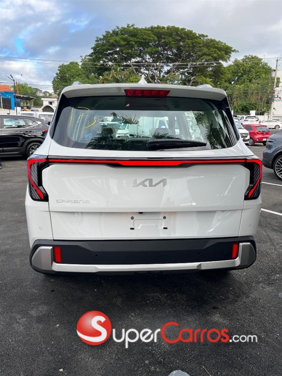 2027 Kia Carens — foto 2 / 12