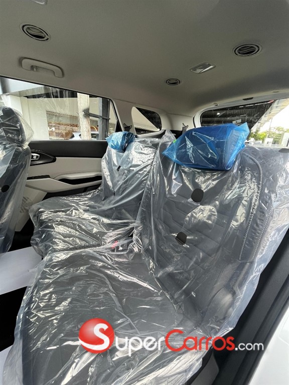 2027 Kia Carens — foto 6 / 12