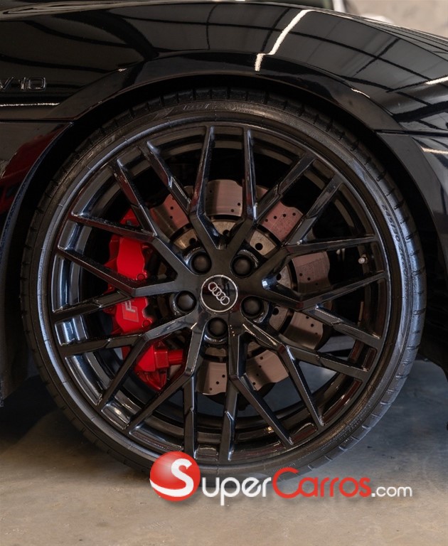 2017 Audi R8 V10 Spyder — foto 6 / 11