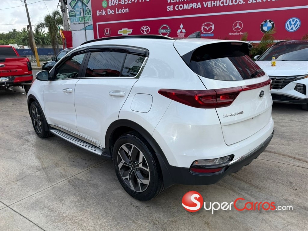 2020 Kia Sportage EX — foto 6 / 9