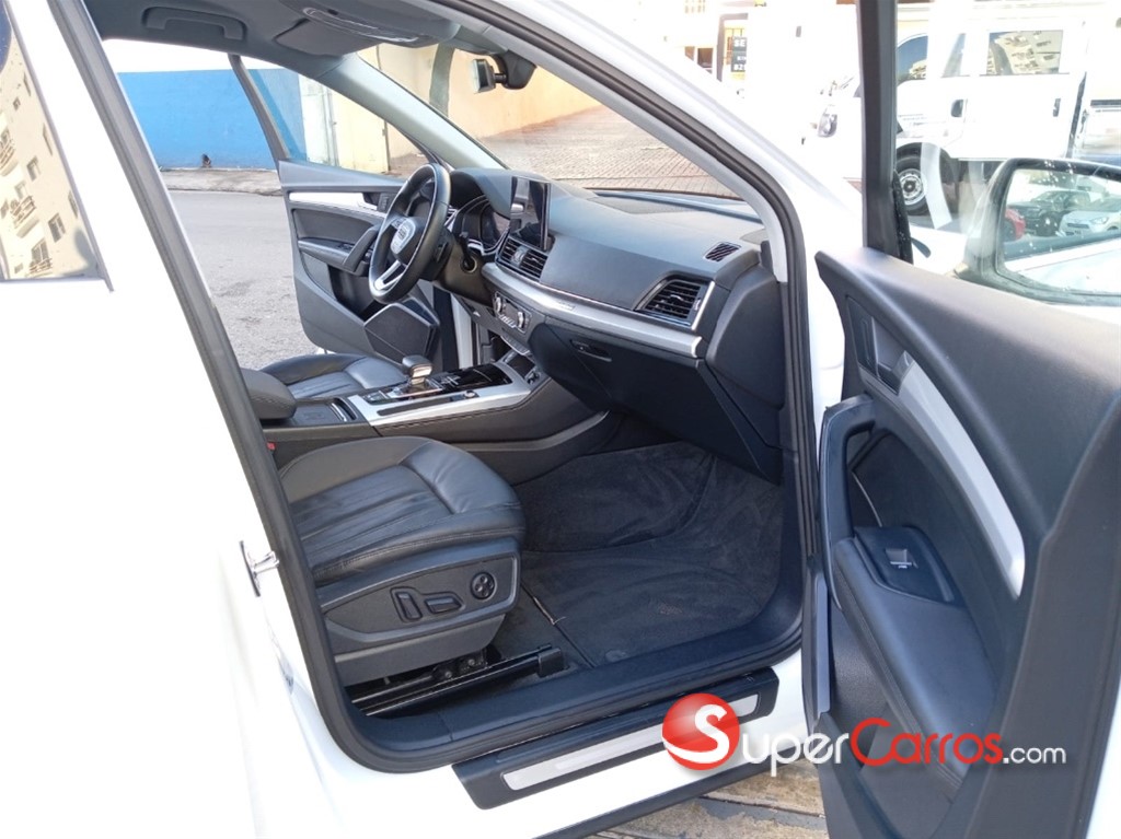 2021 Audi Q5 45 TFSI QUATTRO — foto 10 / 12