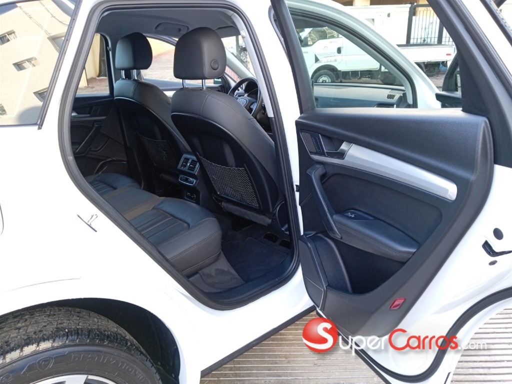 2021 Audi Q5 45 TFSI QUATTRO — foto 11 / 12