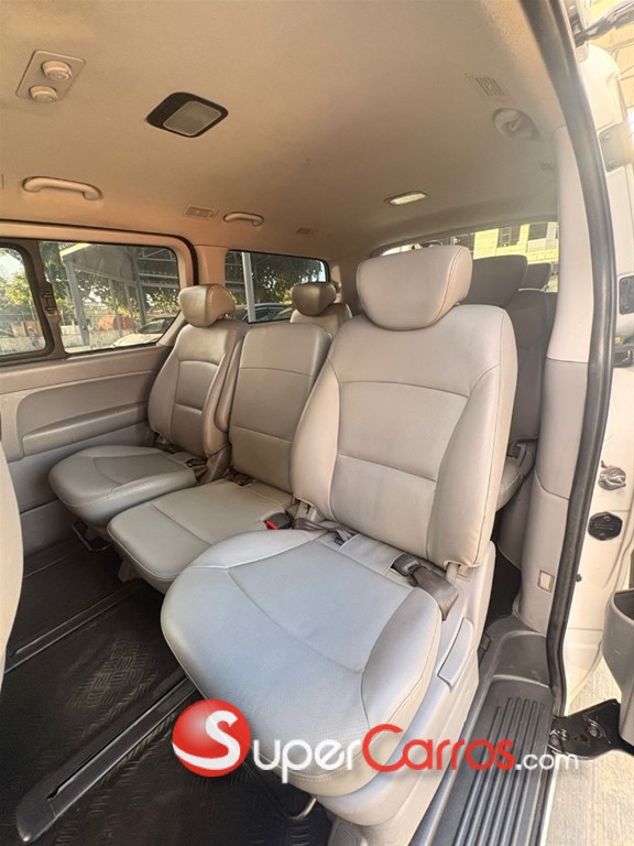 2021 Hyundai Grand Starex — foto 7 / 10