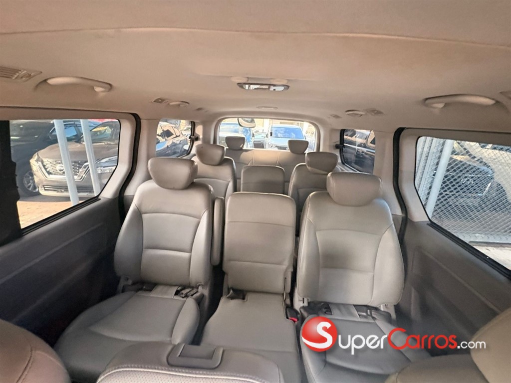 2021 Hyundai Grand Starex — foto 8 / 10