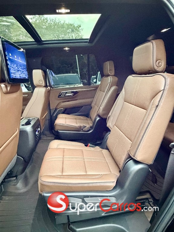 2025 Chevrolet Tahoe Highcountry Duramax — foto 8 / 12
