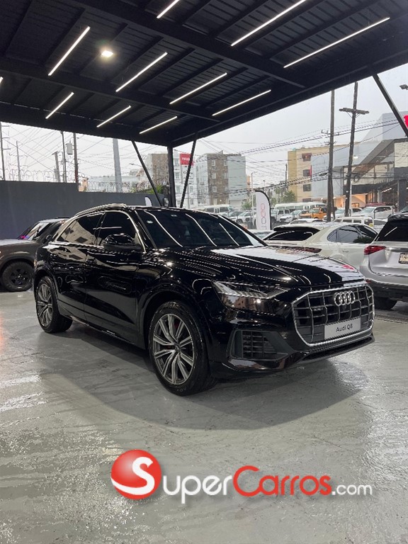 2019 Audi Q8 Premium — foto 4 / 11