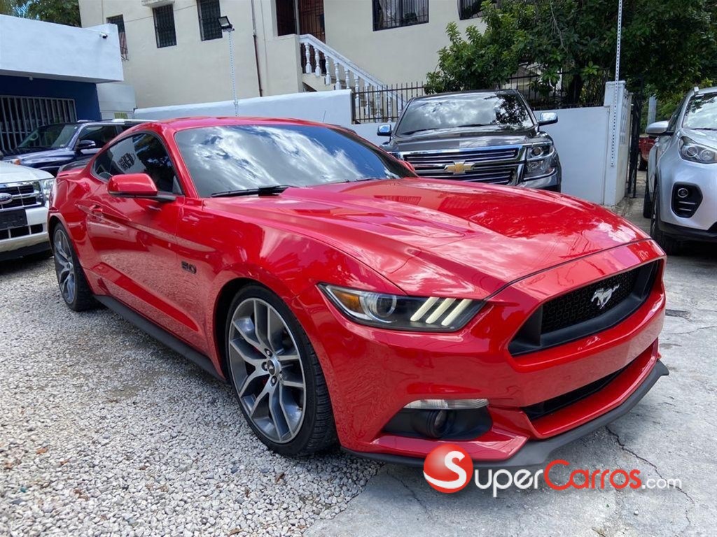 2015 Ford Mustang GT 50 Aniversario — foto 2 / 7