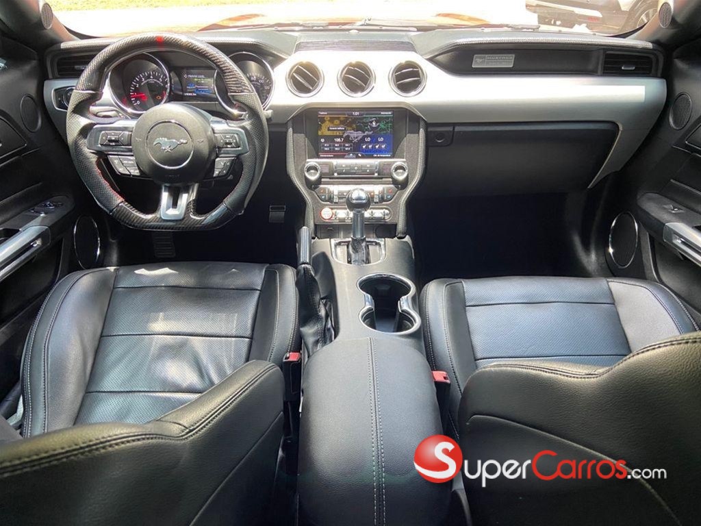 2015 Ford Mustang GT 50 Aniversario — foto 3 / 7