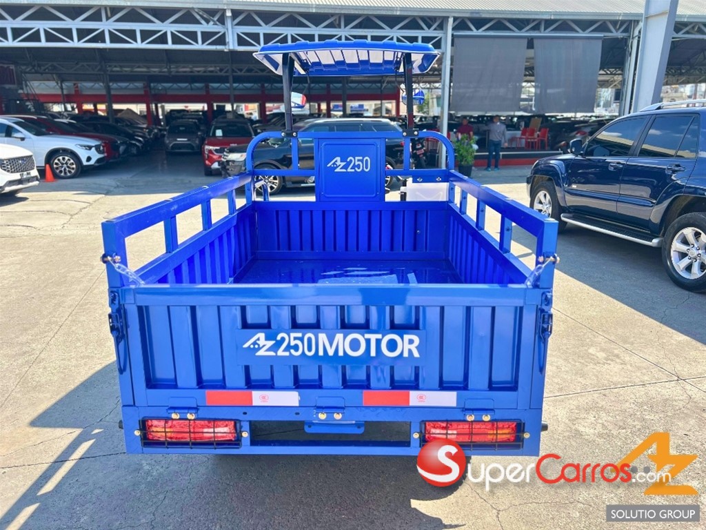 2025 AZ 250 — foto 2 / 6