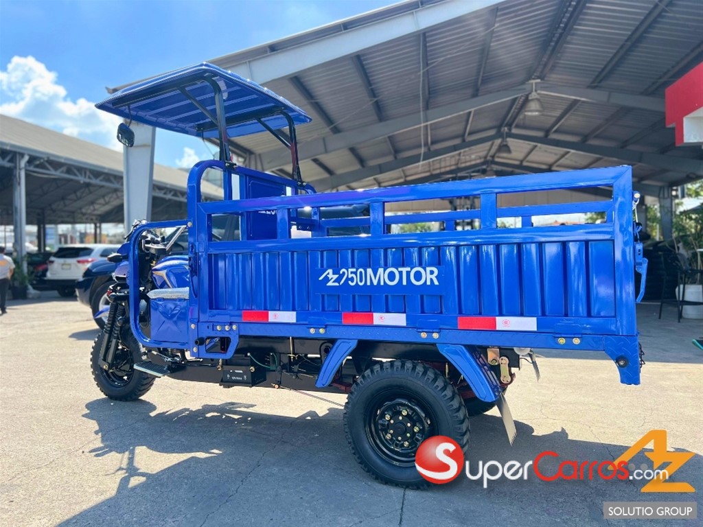 2025 AZ 250 — foto 5 / 6