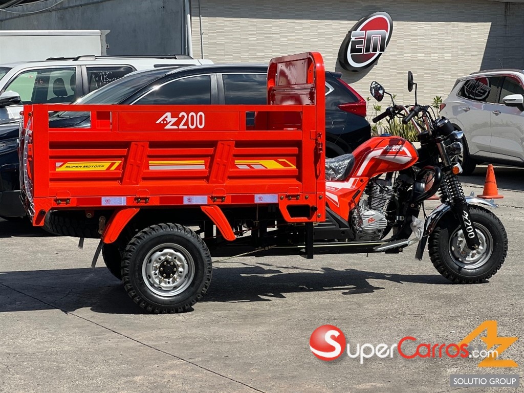 2025 AZ 200 — foto 3 / 6