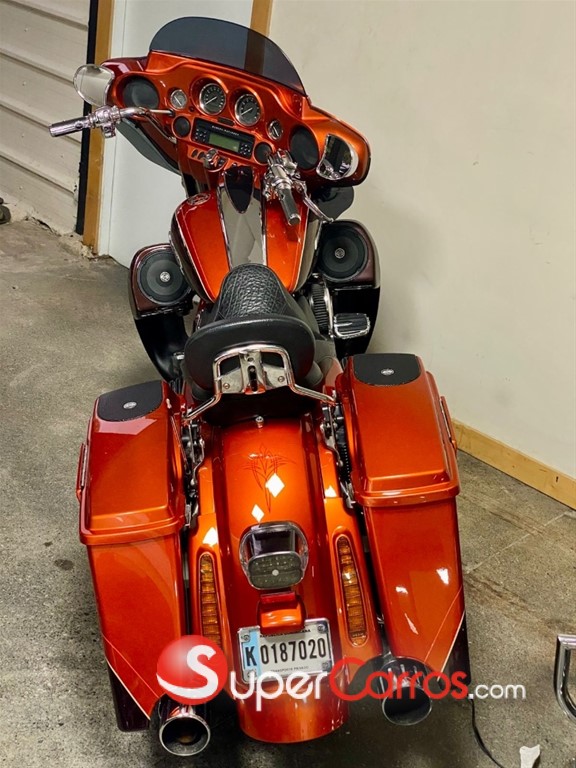 2012 Harley Davidson Street Glide — foto 8 / 9