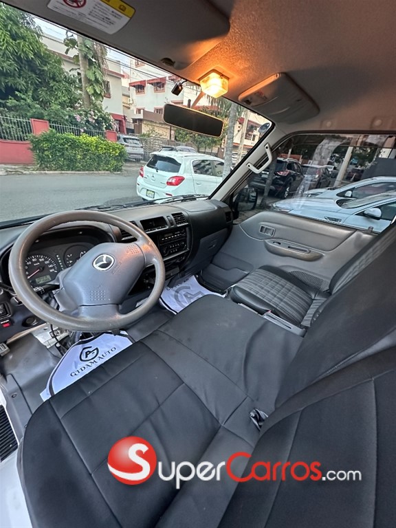 2017 Mazda Bongo — foto 7 / 12