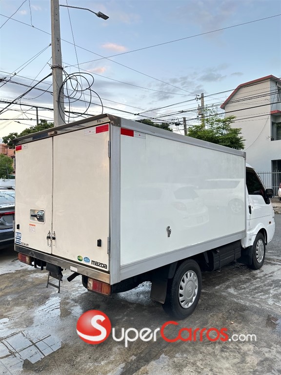 2017 Mazda Bongo — foto 10 / 12