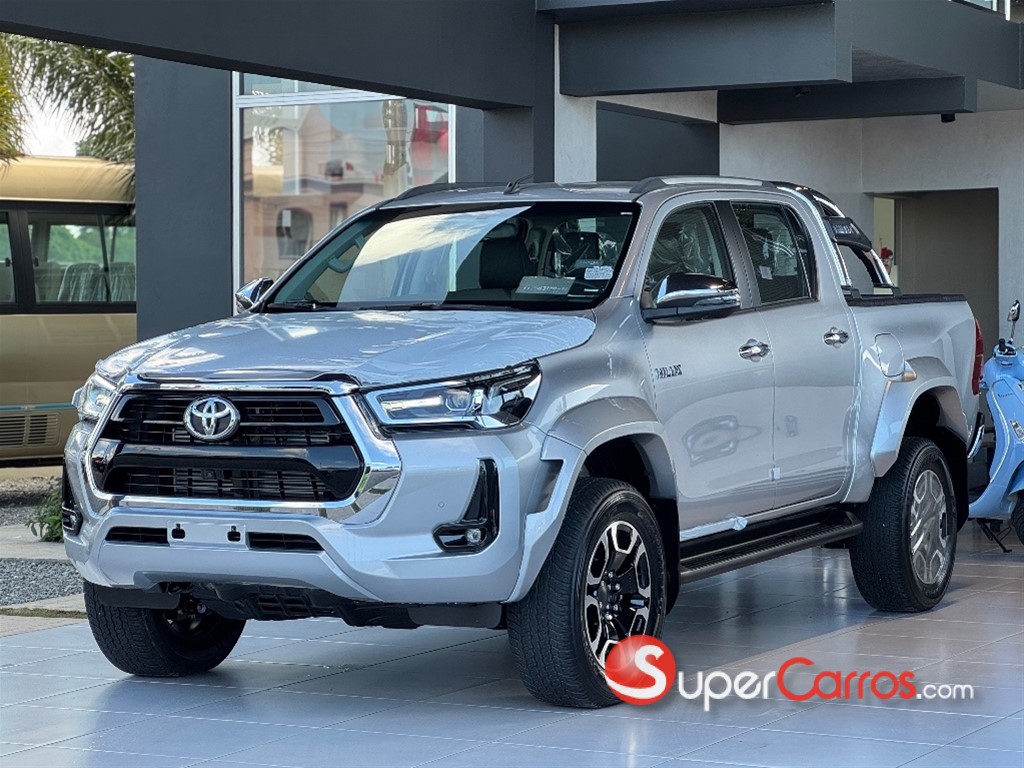 2026 Toyota Hilux SRX
