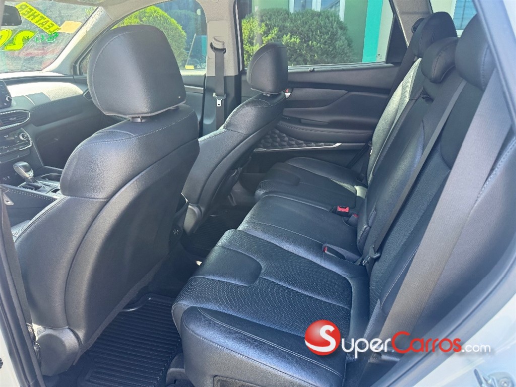 2020 Hyundai Santa Fe SEL — foto 9 / 12