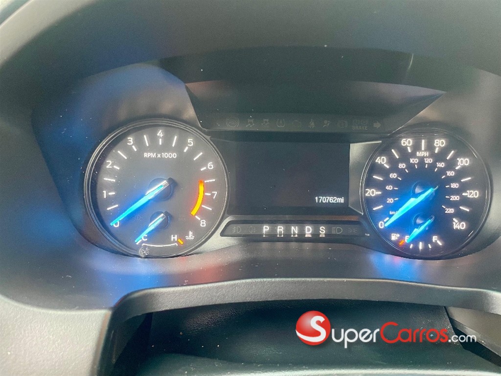 2019 Ford Explorer — foto 11 / 12