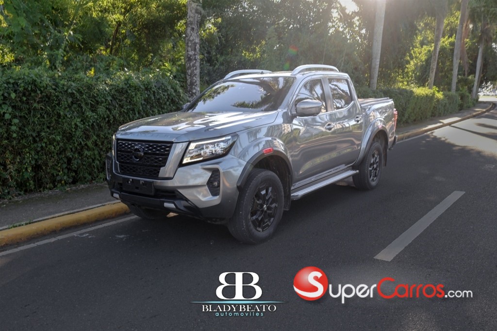 2022 Nissan Frontier LE