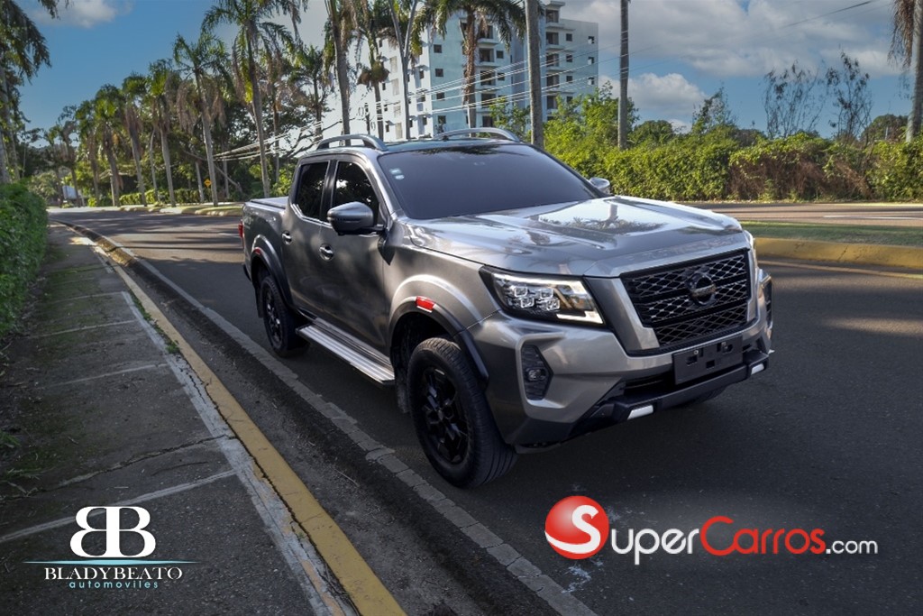 2022 Nissan Frontier LE — foto 3 / 11