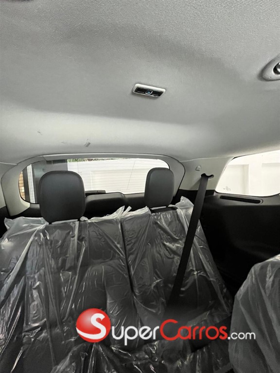 2025 Ford Explorer Active — foto 5 / 9