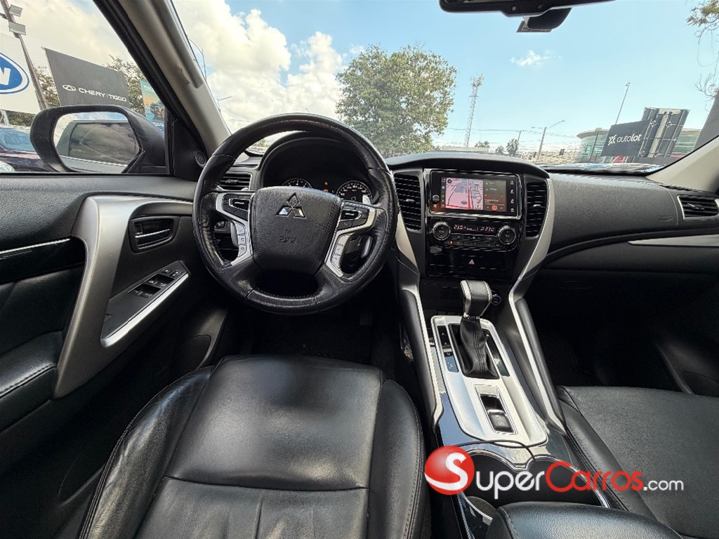 2019 Mitsubishi Motors Montero Sport — foto 6 / 10