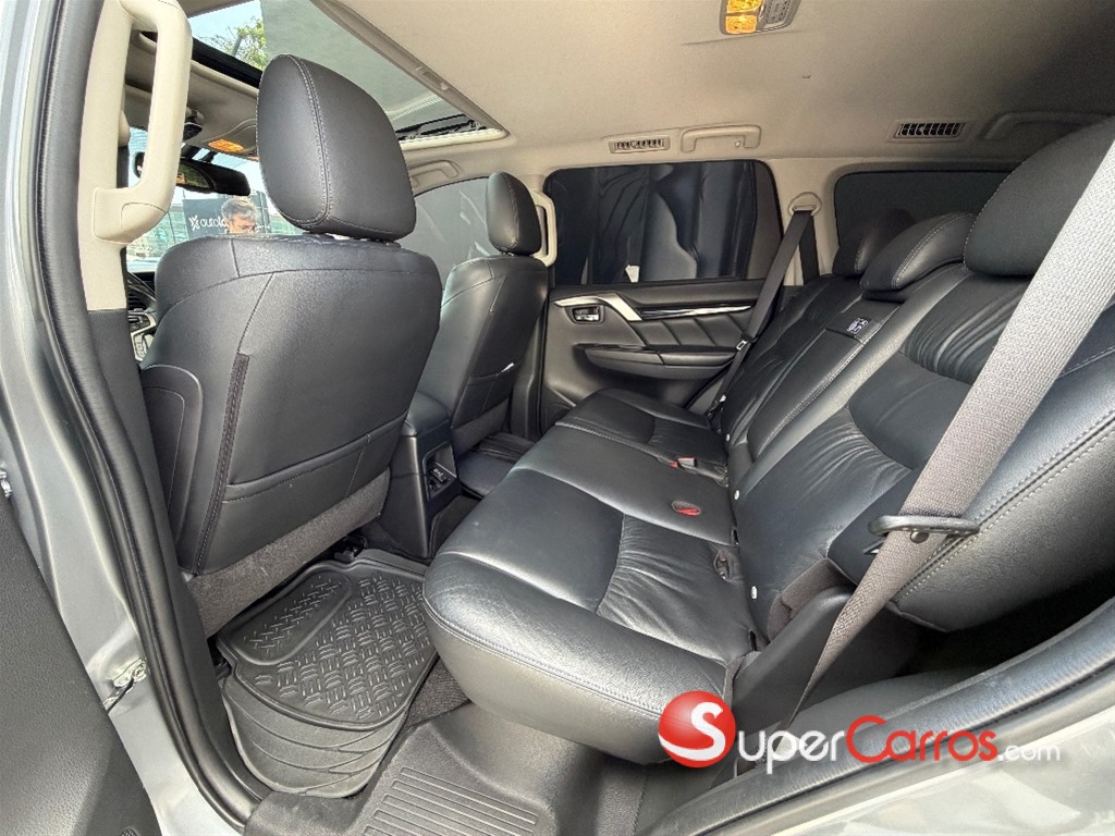 2019 Mitsubishi Motors Montero Sport — foto 8 / 10