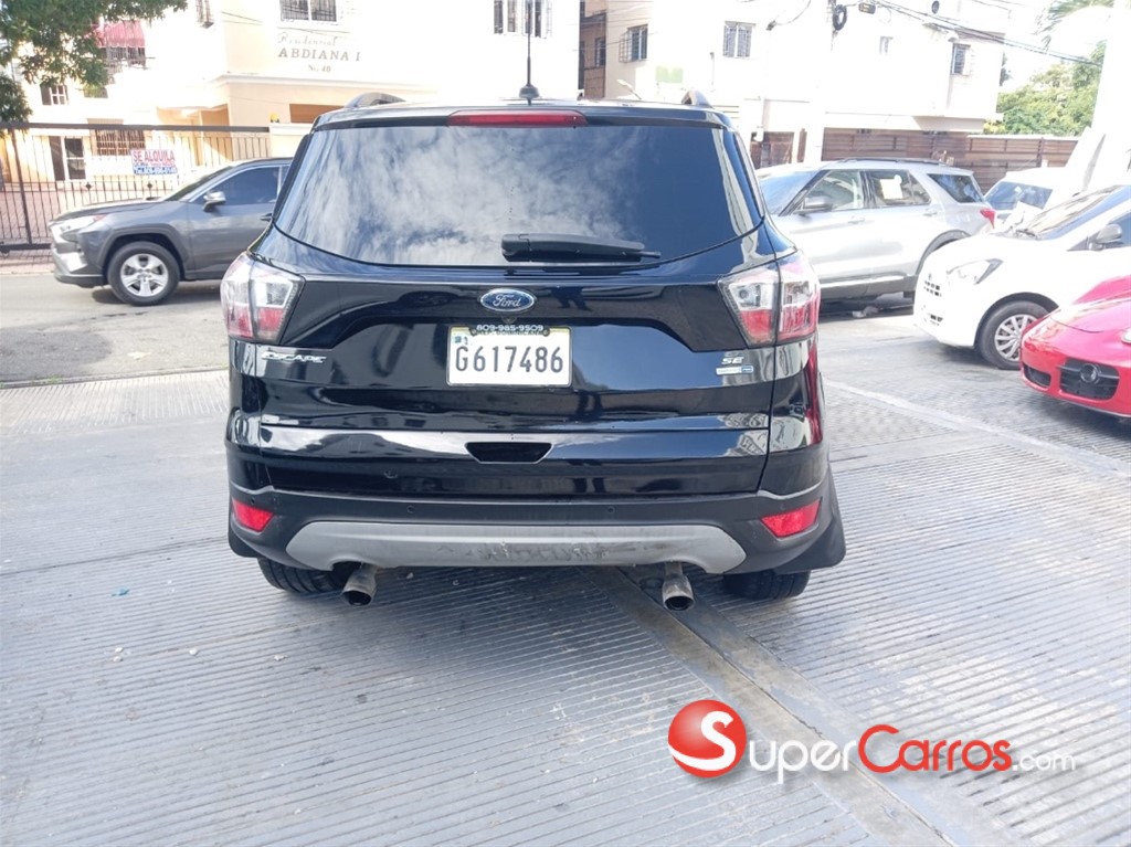 2017 Ford Escape SE Ecoboost — foto 6 / 12