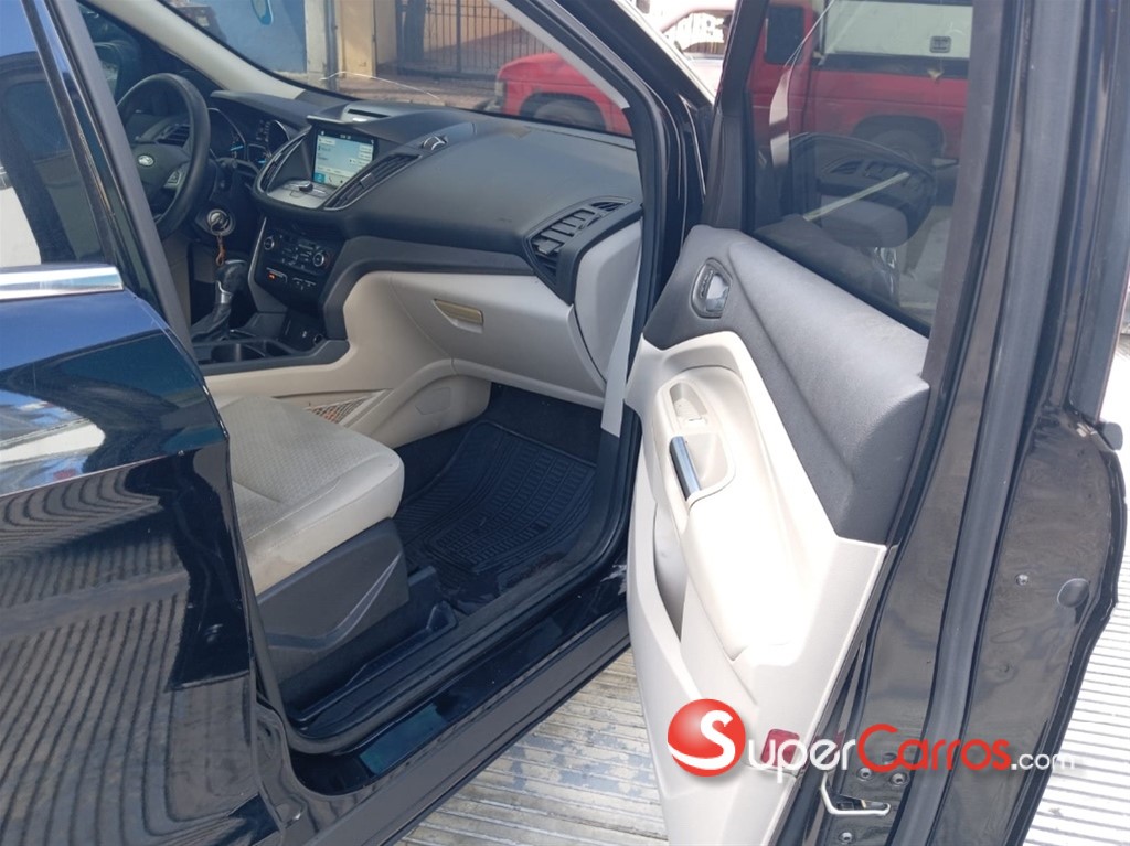 2017 Ford Escape SE Ecoboost — foto 12 / 12