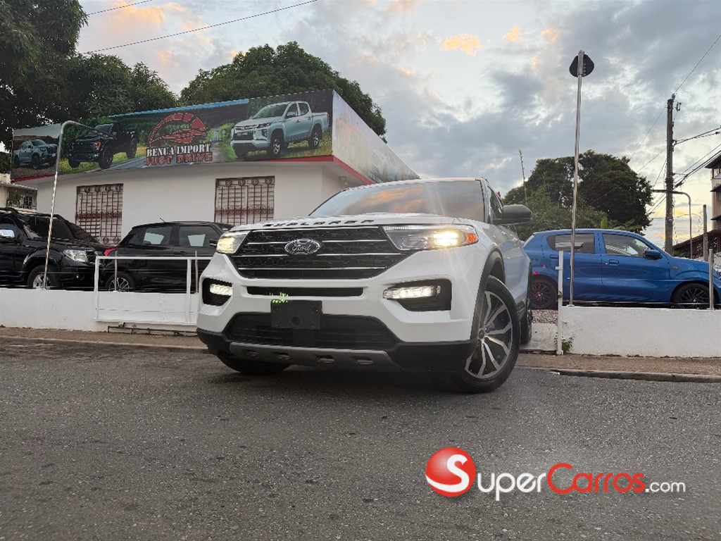 2021 Ford Explorer XLT