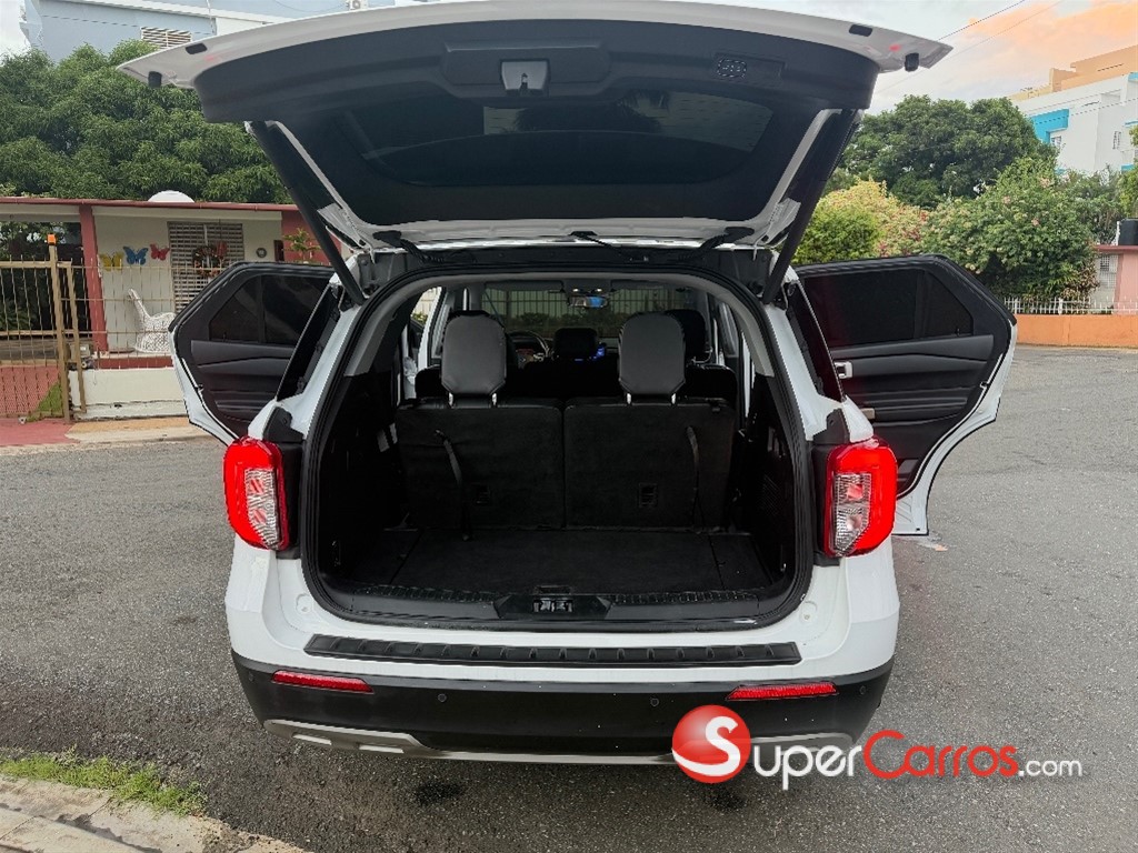 2021 Ford Explorer XLT — foto 2 / 12