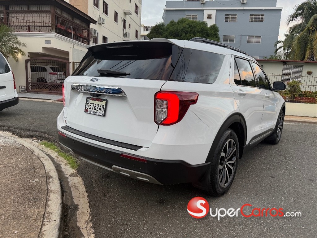 2021 Ford Explorer XLT — foto 11 / 12