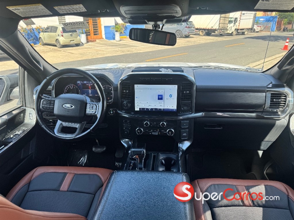 2021 Ford F 150 XLT ECOBOOST — foto 8 / 12