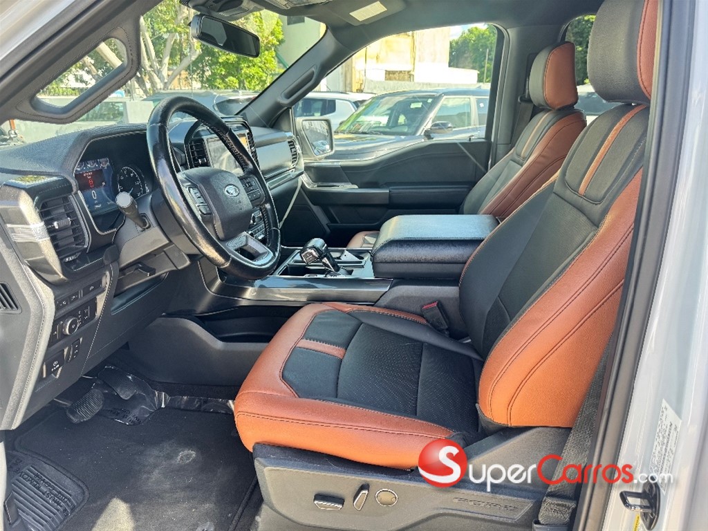 2021 Ford F 150 XLT ECOBOOST — foto 9 / 12