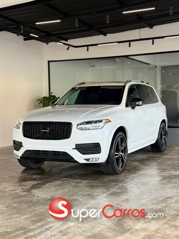 2019 Volvo XC90 Momentum T6 — foto 2 / 10